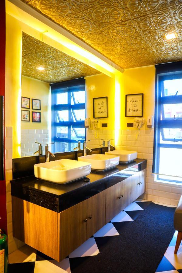 Unwnd Boutique Hotel Makati Makati City Buitenkant foto