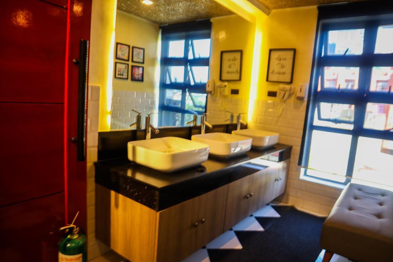 Unwnd Boutique Hotel Makati Makati City Buitenkant foto